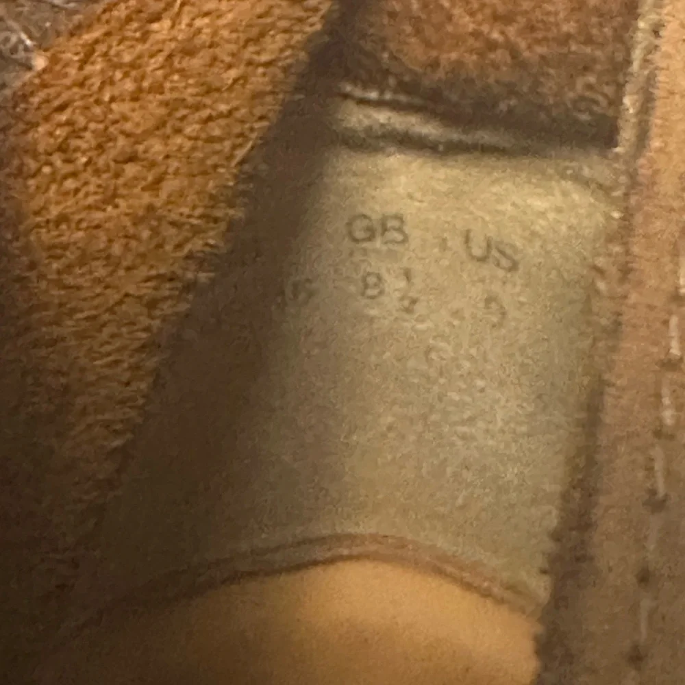 Clarks Tan Chukka‎ Desert Boots 8.5